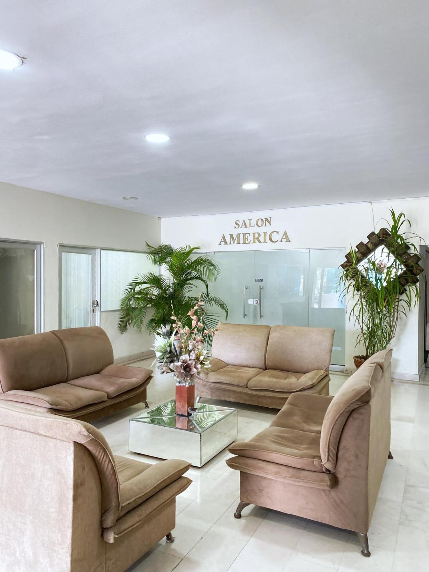 Hotel Continental Plaza Barranquilla Exterior photo