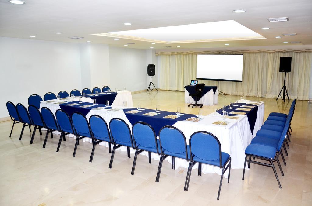 Hotel Continental Plaza Barranquilla Exterior photo